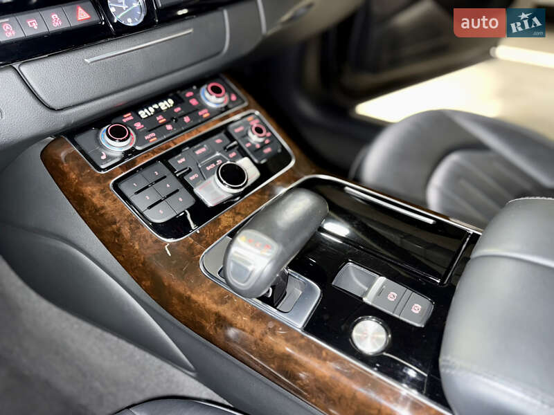 Седан Audi A8 2017 в Києві фото 22 Седан Audi A8 2017 в Києві