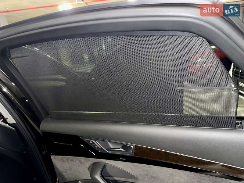 Седан Audi A8 2017 в Києві фото 37 Седан Audi A8 2017 в Києві