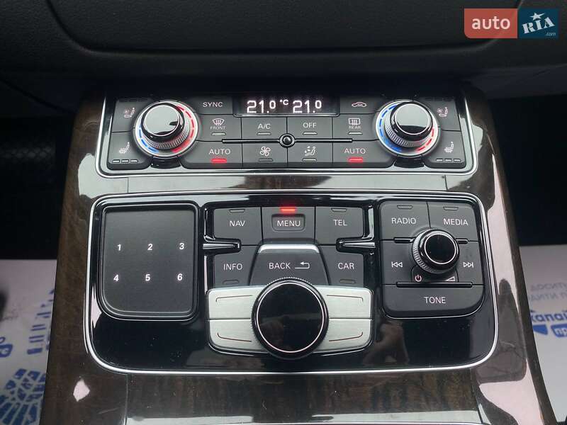 Седан Audi A8 2017 в Вінниці