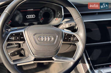 Седан Audi A8 2020 в 