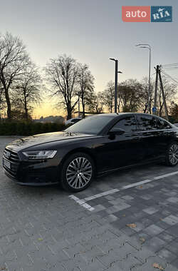 Седан Audi A8 2021 в Вінниці