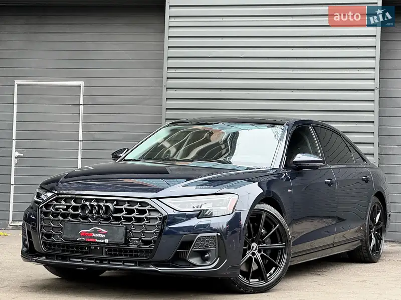 Audi A8 2022