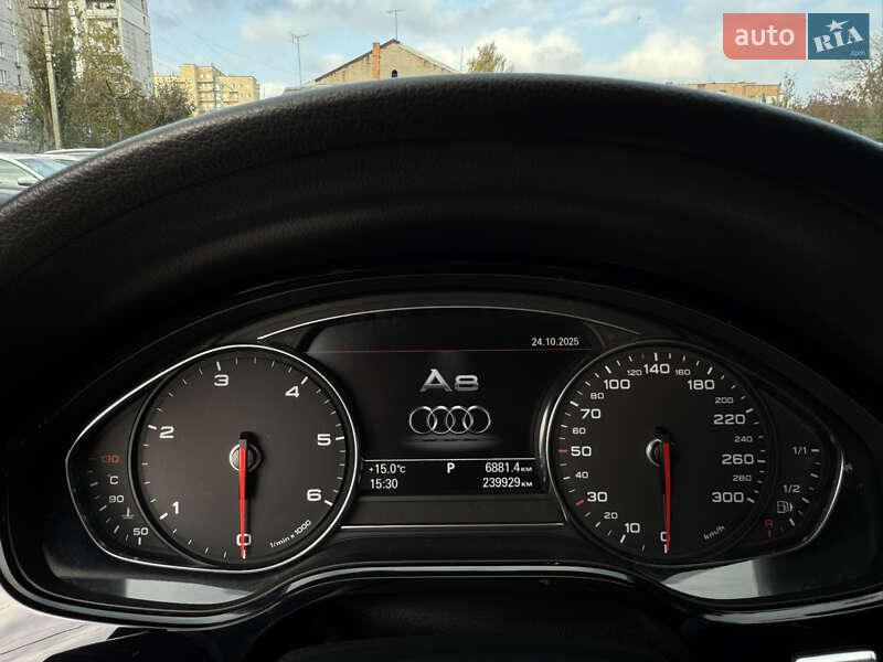 Седан Audi A8 2014 в Бердичеве