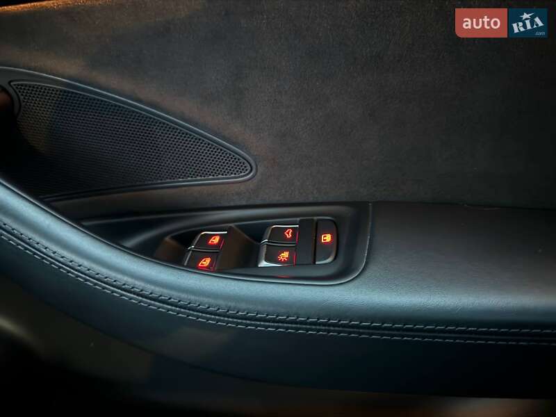 Седан Audi A8 2015 в Києві фото 27 Седан Audi A8 2015 в Києві