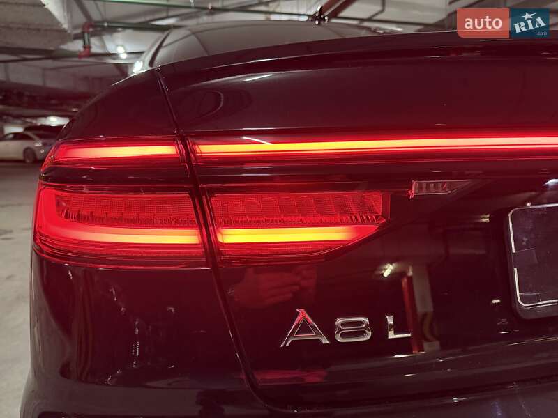 Седан Audi A8 2021 в Києві