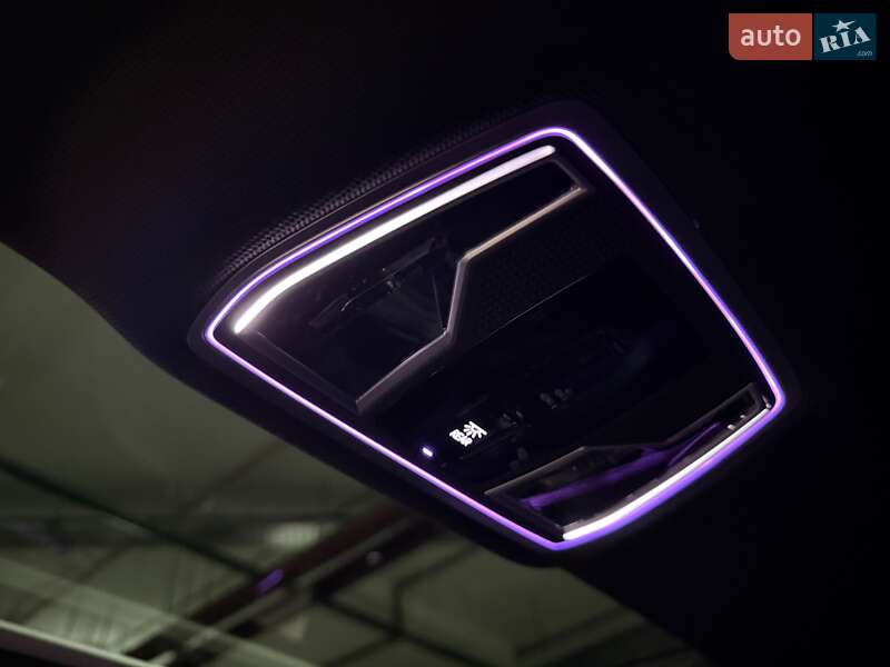 Седан Audi A8 2021 в Києві