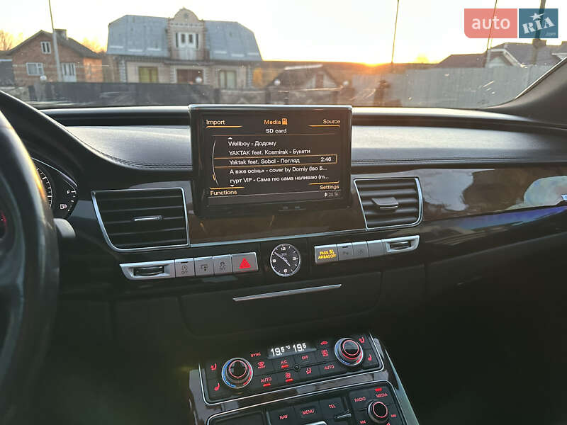Седан Audi A8 2013 в Тернополе
