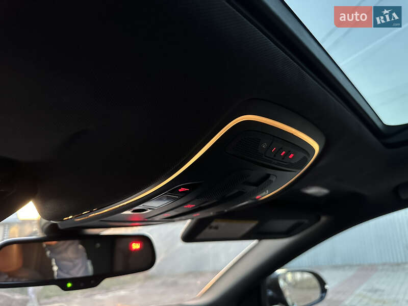 Седан Audi A8 2013 в Тернополе