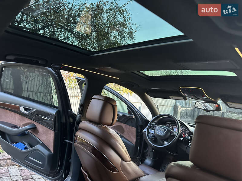 Седан Audi A8 2013 в Тернополе
