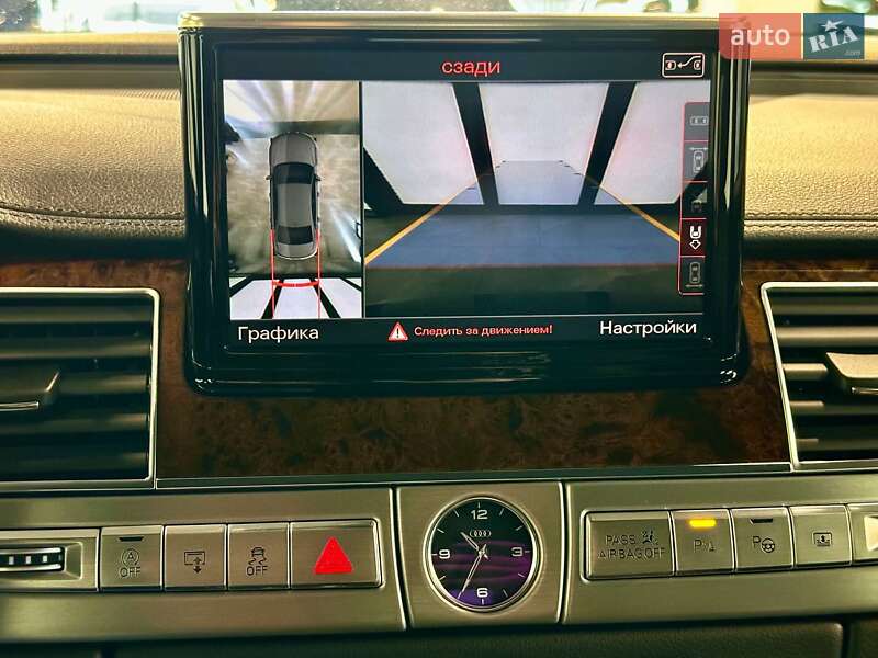 Седан Audi A8 2013 в Львове