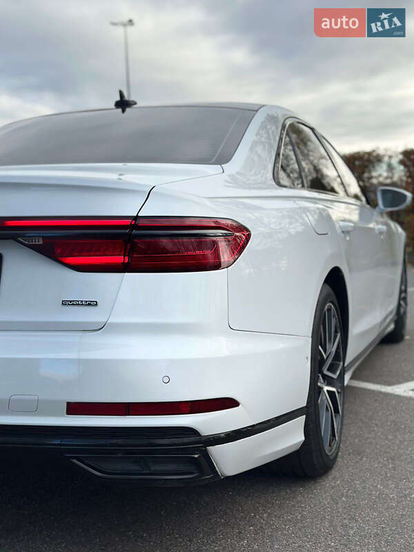 Седан Audi A8 2020 в Киеве
