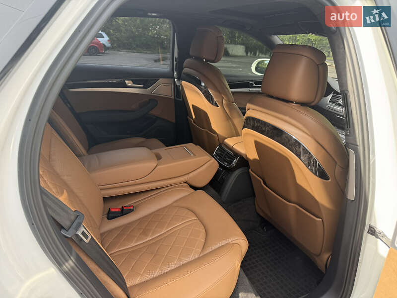 Седан Audi A8 2014 в Днепре фото 8 Седан Audi A8 2014 в Днепре