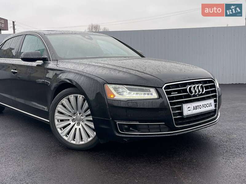 Седан Audi A8 2015 в Киеве