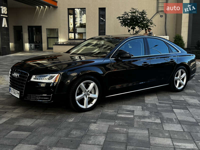 Седан Audi A8 2015 в Києві