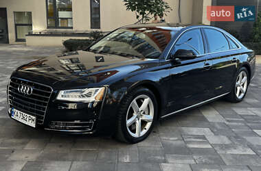 Седан Audi A8 2015 в Киеве
