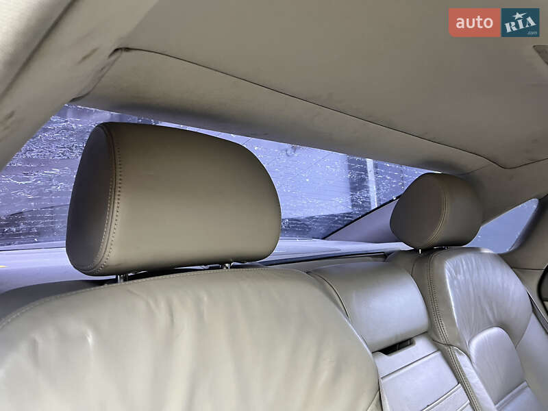 Седан Audi A8 2003 в Харкові