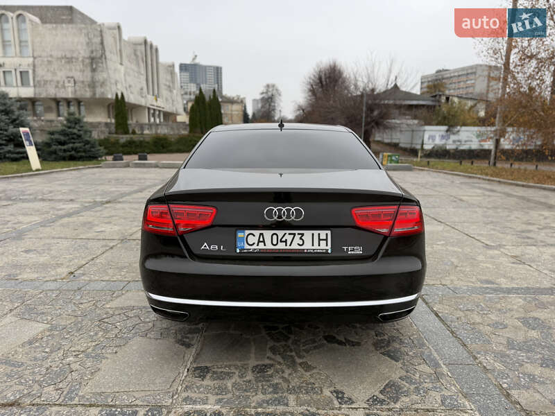 Седан Audi A8 2013 в Киеве