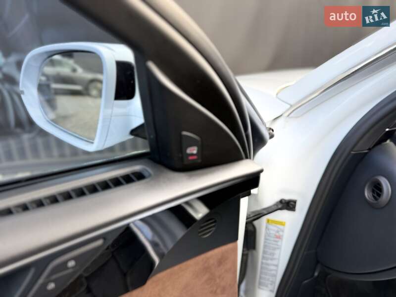Седан Audi A8 2016 в Львові фото 32 Седан Audi A8 2016 в Львові
