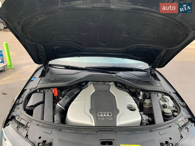 Седан Audi A8 2012 в Кременчуге фото 12 Седан Audi A8 2012 в Кременчуге