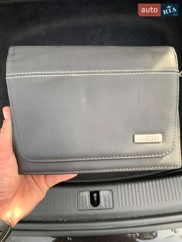 Седан Audi A8 2012 в Кременчуге фото 24 Седан Audi A8 2012 в Кременчуге