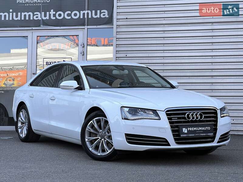 Седан Audi A8 2011 в Києві