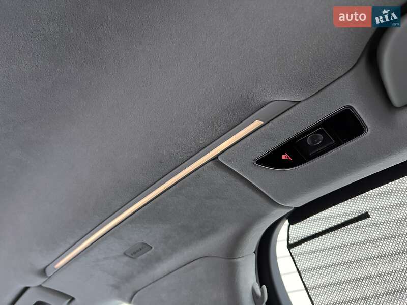 Седан Audi A8 2011 в Києві