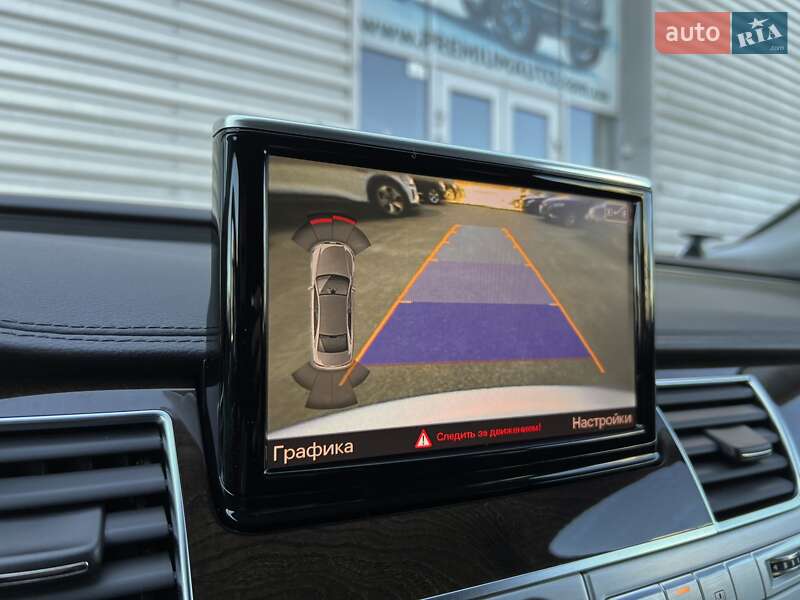 Седан Audi A8 2011 в Києві