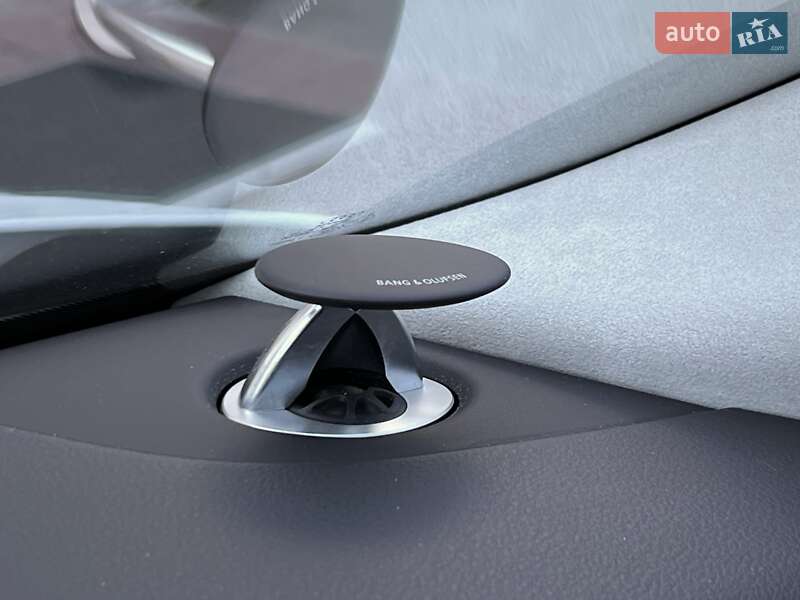 Седан Audi A8 2011 в Києві