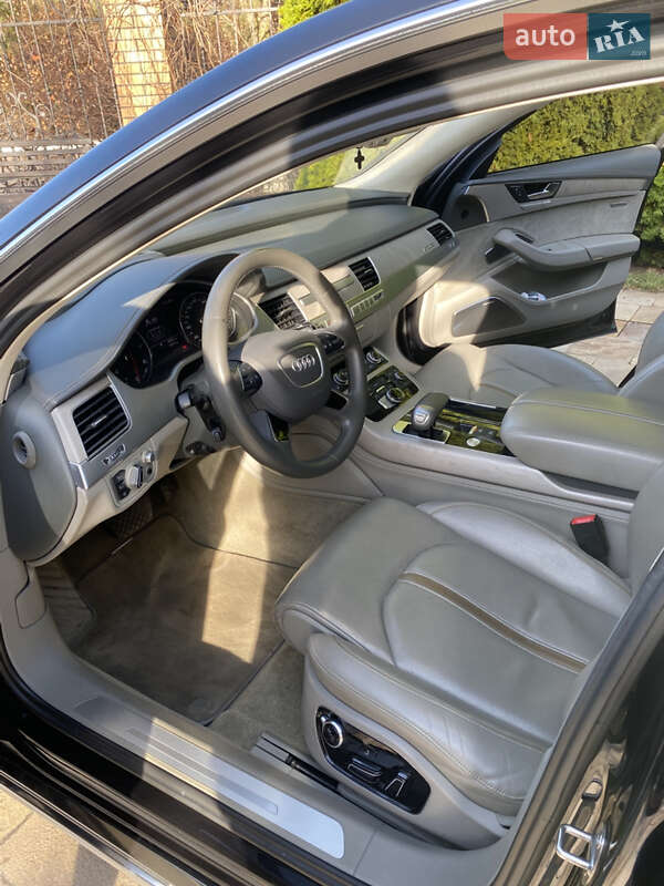 Седан Audi A8 2013 в Киеве фото 8 Седан Audi A8 2013 в Киеве