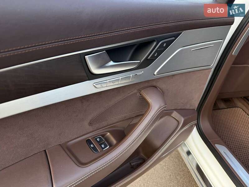 Седан Audi A8 2012 в Киеве фото 11 Седан Audi A8 2012 в Киеве