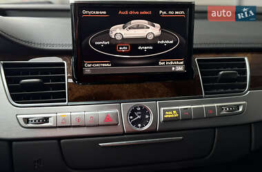 Седан Audi A8 2015 в Киеве