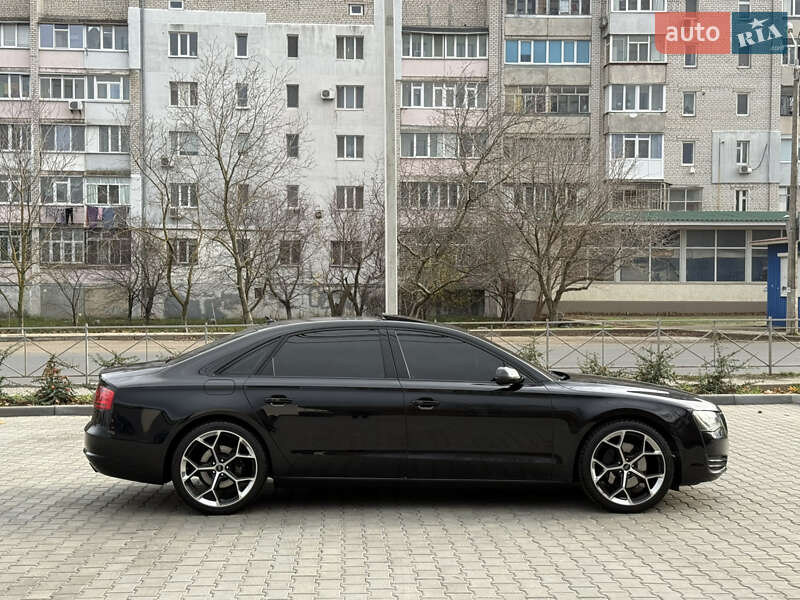 Седан Audi A8 2012 в Николаеве