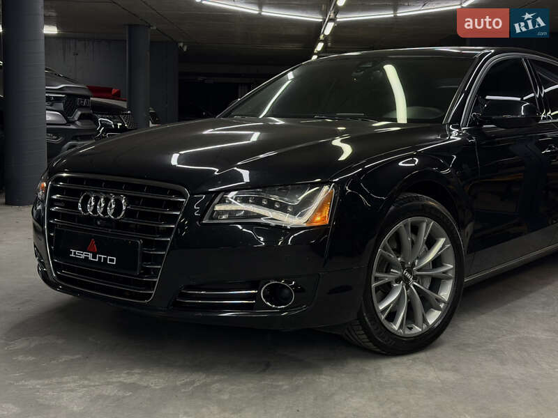 Седан Audi A8 2013 в Одессе