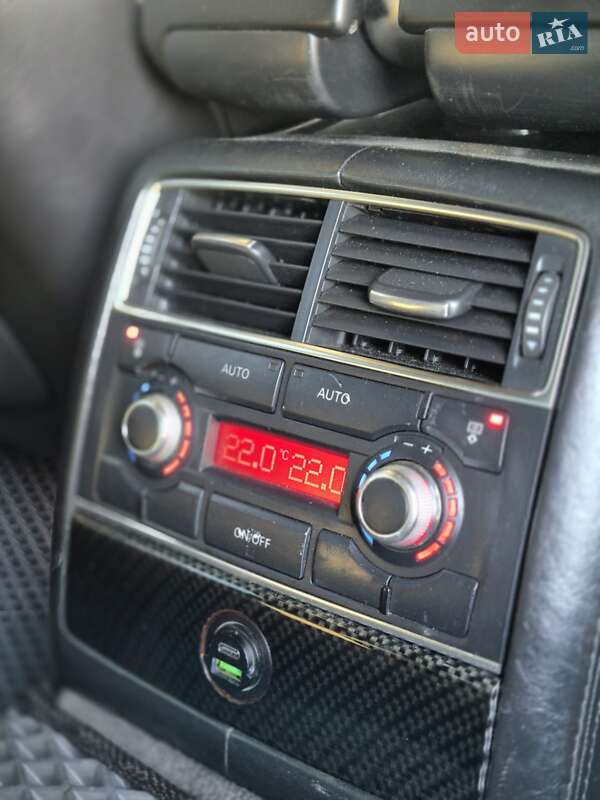 Седан Audi A8 2003 в Хмельницком