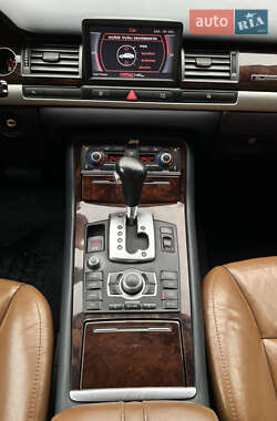 Седан Audi A8 2007 в Виноградове