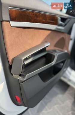 Седан Audi A8 2013 в Киеве