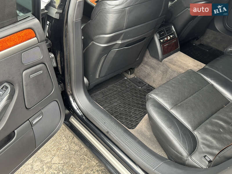 Седан Audi A8 2006 в Киеве