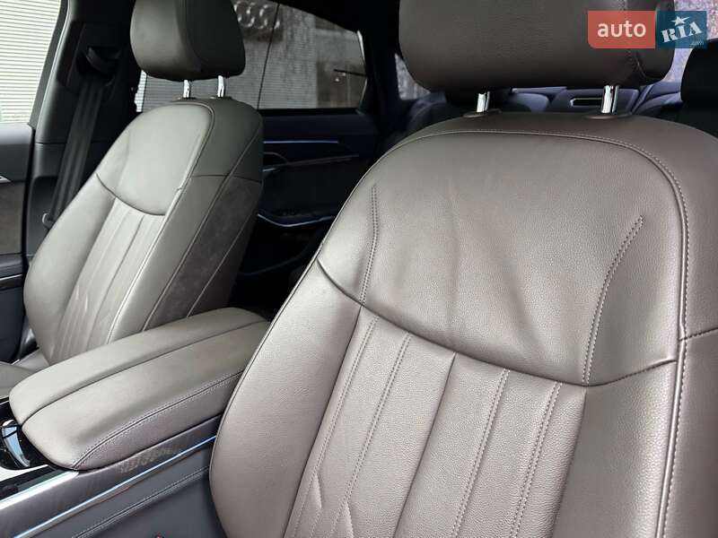 Седан Audi A8 2021 в Києві фото 33 Седан Audi A8 2021 в Києві