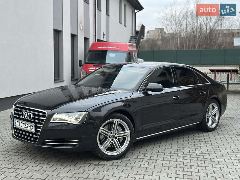 Седан Audi A8 2012 в Ивано-Франковске