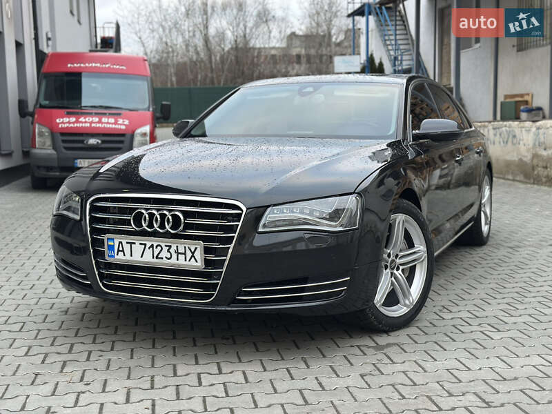 Седан Audi A8 2012 в Ивано-Франковске