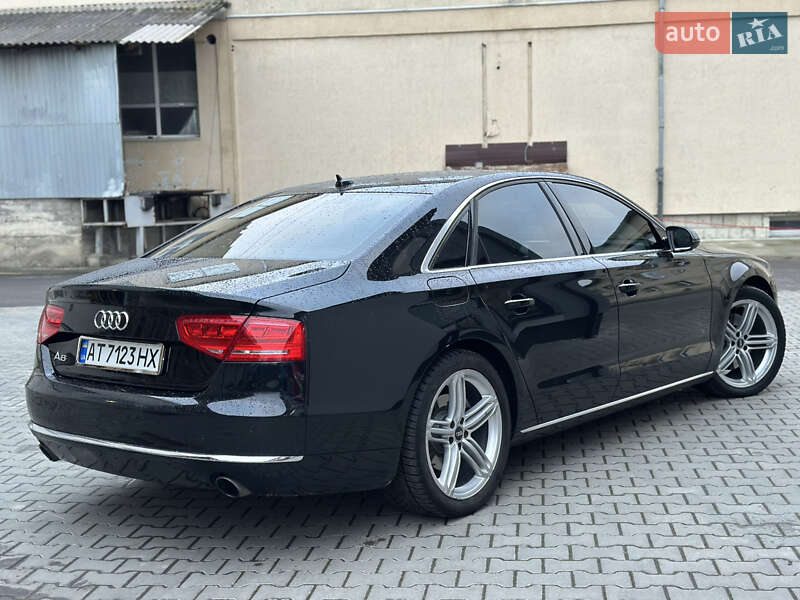Седан Audi A8 2012 в Ивано-Франковске