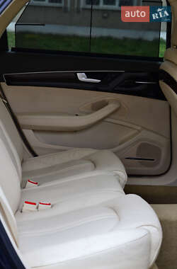 Седан Audi A8 2012 в Житомирі