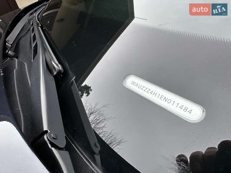 Седан Audi A8 2014 в Киеве