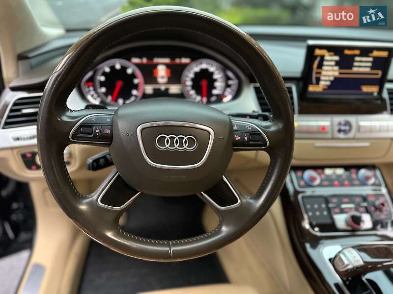 Седан Audi A8 2014 в Киеве