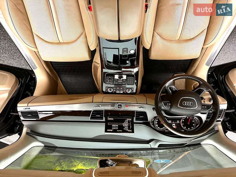Седан Audi A8 2014 в Киеве