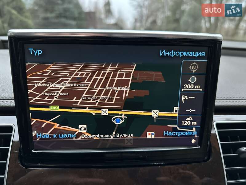 Седан Audi A8 2014 в Киеве