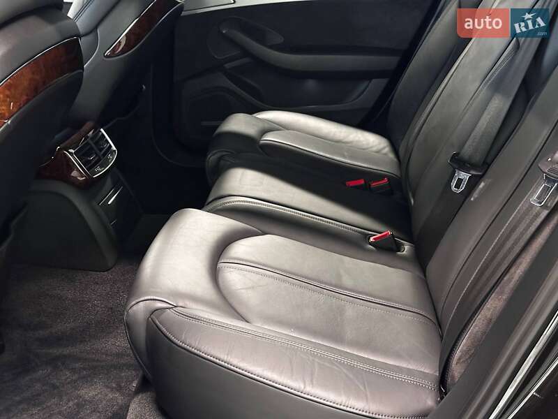 Седан Audi A8 2013 в Львове фото 28 Седан Audi A8 2013 в Львове