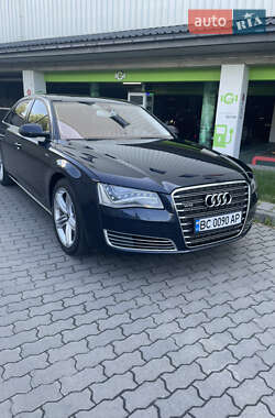 Седан Audi A8 2012 в Львове