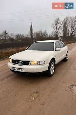 Седан Audi A8 1995 в Гайсину