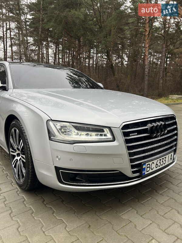 Седан Audi A8 2010 в Новояворовске фото 3 Седан Audi A8 2010 в Новояворовске